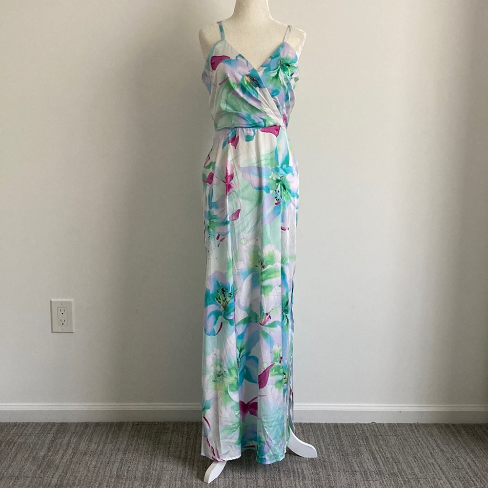 Nicole Miller Vneck Style Flower Print Long Dress